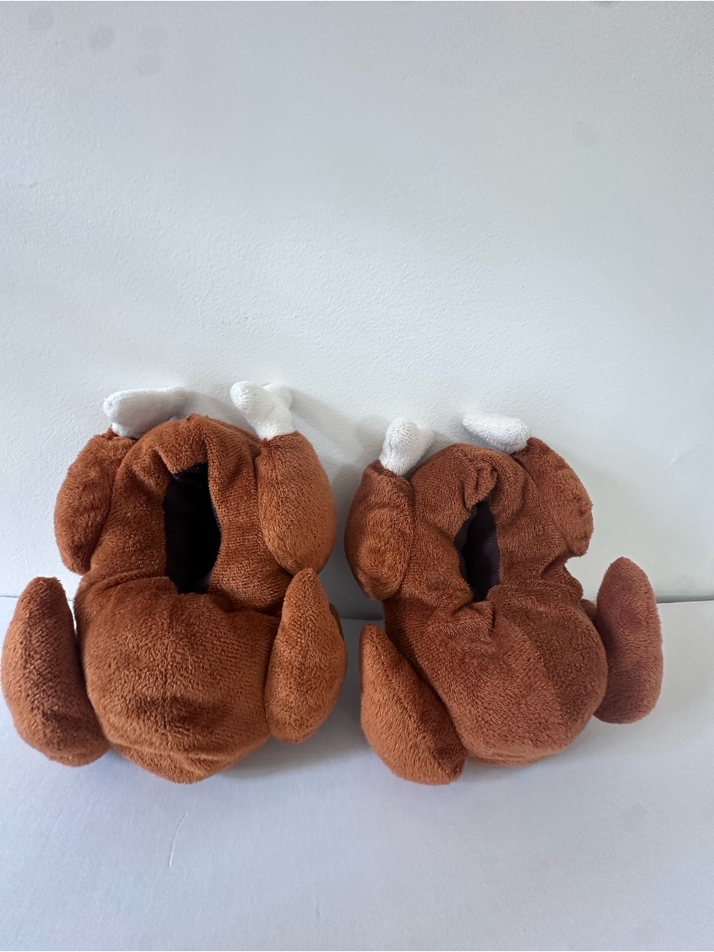 Plush Turkey slippers - Brown